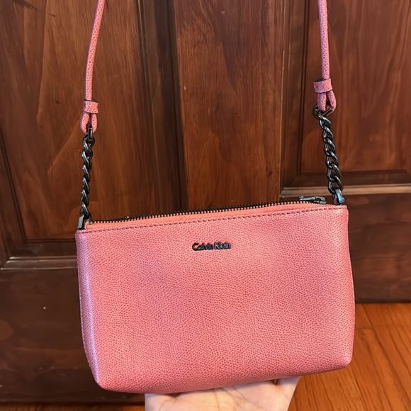 Calvin Klein Handbags - Calvin Klein pink crossbody bag